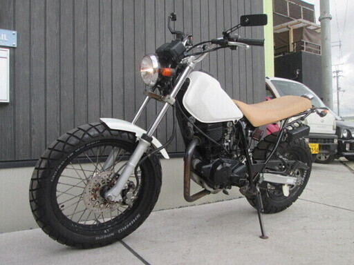 ★程度良好★ＴＷ200　実走行！ＤＧ07Ｊ　前後タイヤバリ山！バッテリー新品！オイル交換済み！快調です！ ☆程度良好☆TW200 実走行！DG07J 前後タイヤバリ山！バッテリー