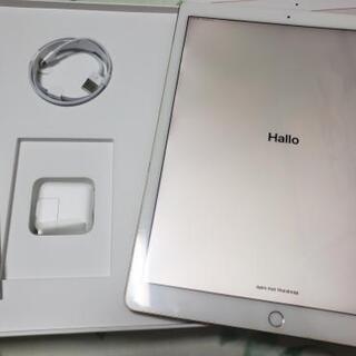 iPad Pro 2(12.9インチ/256GB/GOLD/au...
