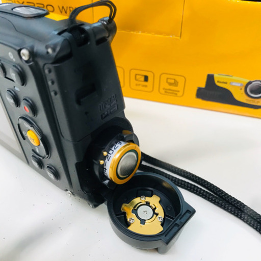 Kodak 防水カメラ（保証残4年）+SD16GB+Colemanカメラケース