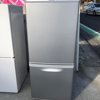 Panasonic 2ドア 冷蔵庫 nr-b145w-s 2013年製 www.thebrewbarn.com.au