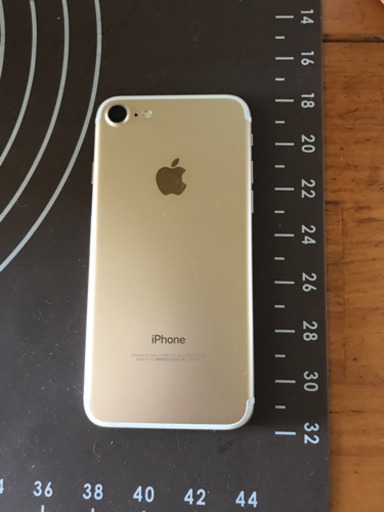 iPhone7ゴールド32GB・SIMロックなし・USB充電スタンド・本体カバー