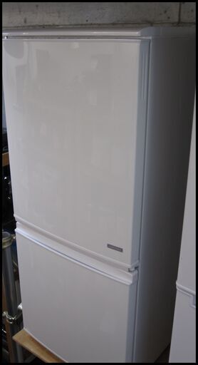 シャープ　ノンフロン冷凍冷蔵庫　SJ-C14Y-W  2014年製　137L