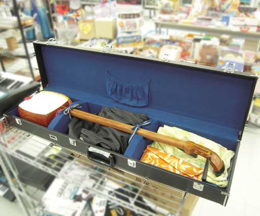 三味線 正寸 細棹 ハードケース バチ付き 現状品 苫小牧西店