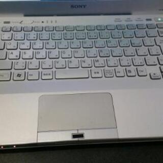 ソニーノートパソコン・バイオ  VAIO 
　VPCS-B28/FJ 13インチ 