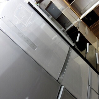 安心の6ヶ月保証付！TOSHIBA(東芝)2013年製の426L 5ドア冷蔵庫です