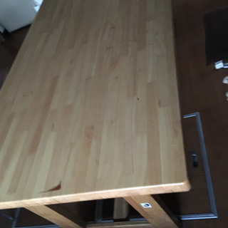 ダイニングテーブル　"木製"