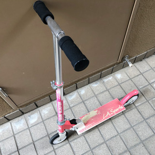 キックボード 折りたたみキッズスクーター(ピンク）