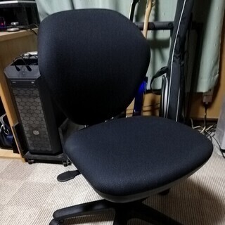【美品】椅子 オフィスチェア パソコンチェア EED-SNC025BK