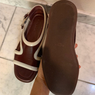 ほぼ未使用！プラダ レザーサンダル Prada leather sandals 37 1/2