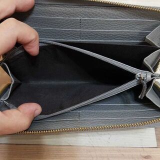 グッチ プチマーモント ラウンドファスナー 長財布