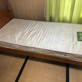 ニトリ製　シングルベッド