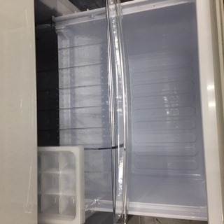 キッチン家電 シャープ 137L 冷蔵庫 SJ-GD140-W 2017年製 E015