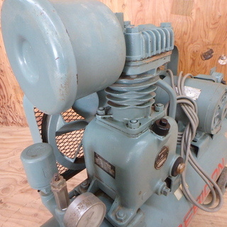 日立 コンプレッサー 1.5P-9.5T 50Hz 3相200V ベビーコンプレッサー  ベビコン エアーコンプレッサー ビーコン トキコ 動作確認済み 清掃 電動工具 DIY 中古品 宮城 MAX 日立 コンプレッサー 1.5P-9.5T 50Hz 3相200V ベビーコンプレッサー