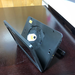 値下げしました。新品未使用のヘッドレスDVDモニター