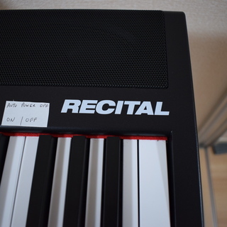 電子ピアノ ~50% 割引！ ALESIS Recital 88鍵盤 Stand: 無料