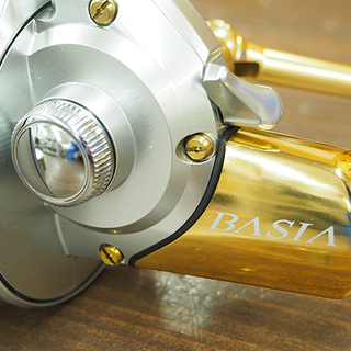 札幌 希少品 ダイワ スピニングリール SURF BASIA トーナメント サーフ ベーシア45 QDⅡ NA3号