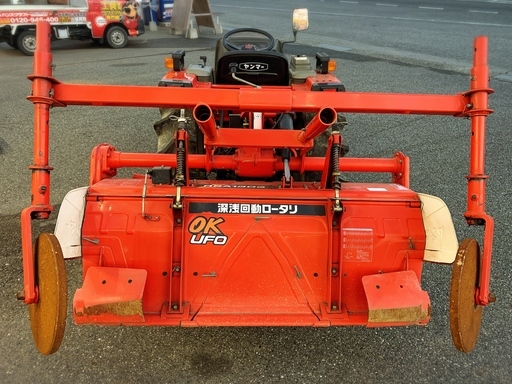 ヤンマー トラクター F-7 4WD 17馬力 477時間 深浅回動ロータリー