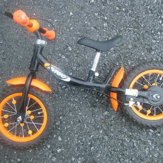 12インチ幼児用自転車オレンジ
