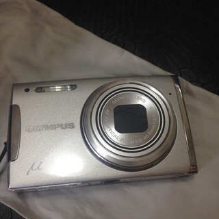 デジカメ OLYMPUS ミュー1060 SILVER 箱付き