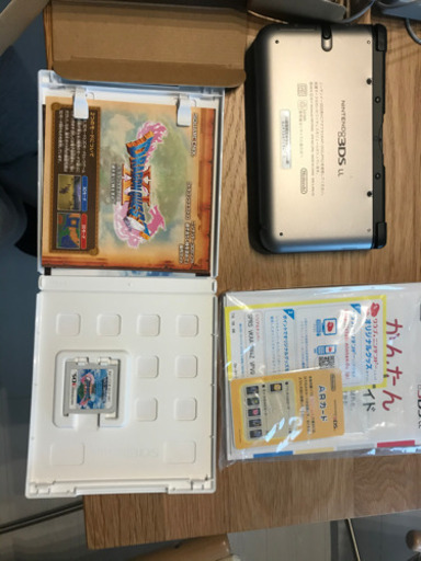 ニンテンドー3DSLL本体　ドラゴンクエストXIセット