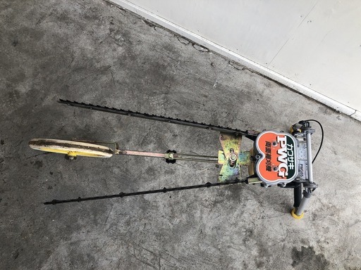【動作品】　カワサキ　両面裾刈機　ＰＥＧ85　【農機具でっく】【三重】【その他】