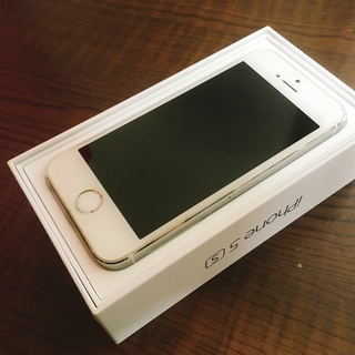 iPhone5s 16GB Softbank シルバー純正イヤホン付き