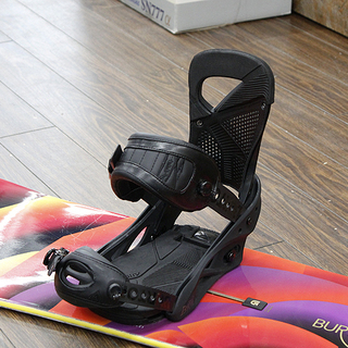 札幌 引き取り バートン 2012年モデル Women\'s Feelgood Flying V 149cm スノーボード 板 LEXA バインディング