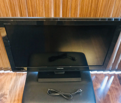 32型　液晶テレビ（取りに来れる方）