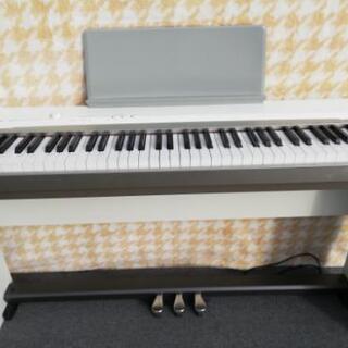 CASIO 電子ピアノPX-130 WE