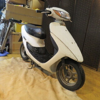 □ホンダ ディオ 白 AF34 走行2766キロ エンジン実動 パーツ取り レストアベース