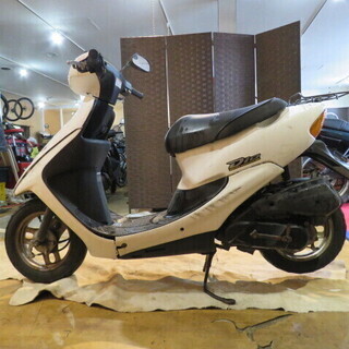 □ホンダ ディオ 白 AF34 走行2766キロ エンジン実動 パーツ取り レストアベース