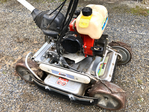 オーレック スパイモアsp850a 4WD 斜面刈 自走式畦草刈機 SP850A