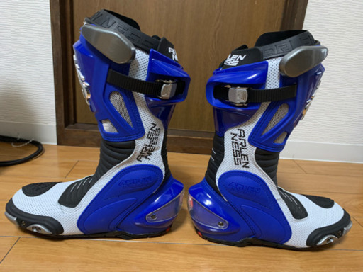 愛知県のその他 アレンネスレーシングブーツ40美品☆