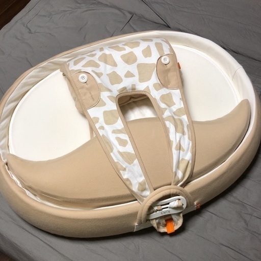ココナニー　新生児用ベビーベッド