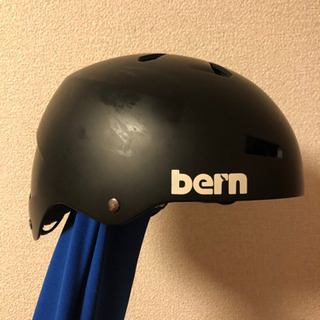 bern ヘルメット スノーボード　アクションスポーツ