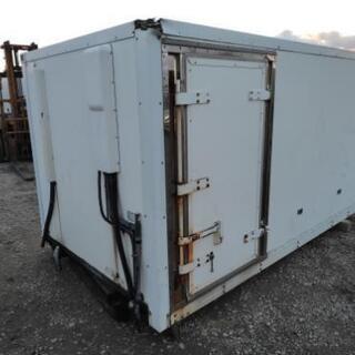 激安　2室箱　鍵付　綺麗　コンテナ　物置　箱 激安 2室箱 鍵付 綺麗 コンテナ 物置 箱