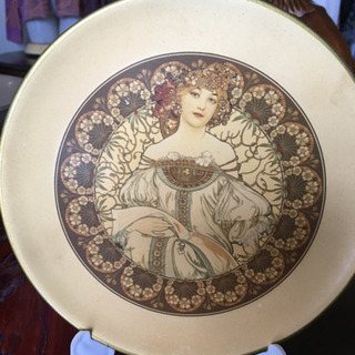 レトロなイタリアの飾り皿