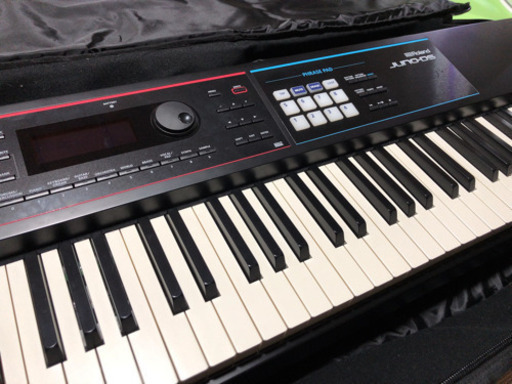 セール特価 JUNO-DS88鍵 ペダル等付属品付き 鍵盤楽器、ピアノ
