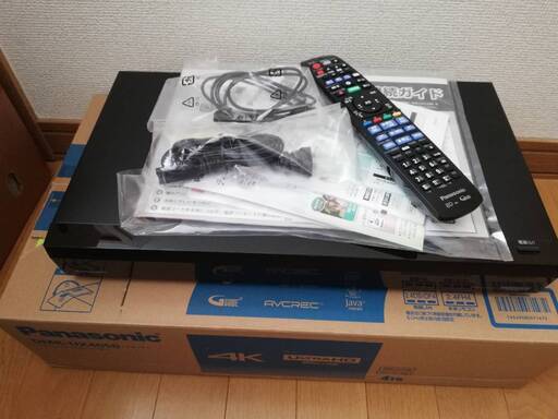 お取引中・美品】パナソニック 4TB 7チューナー ブルーレイレコーダー