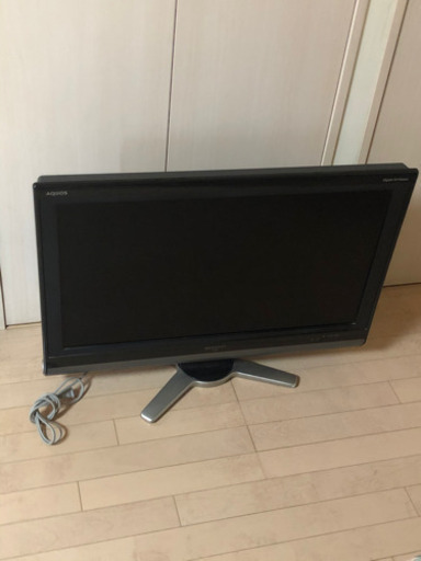 テレビ32型AQUOS