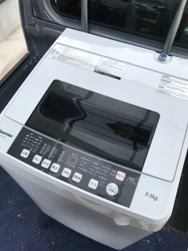 取引中高年式2018年製ハイセンス全自動洗濯機5.5キロ美品。千葉県内配送無料。設置無料。