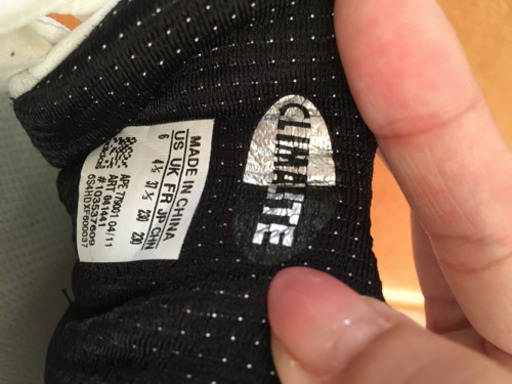 美品 アディダス23cmテニスシューズオールコートレディース Shin 中目黒のテニスの中古あげます 譲ります ジモティーで不用品の処分