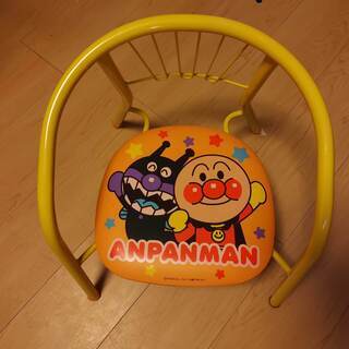 アンパンマンの椅子をあげます