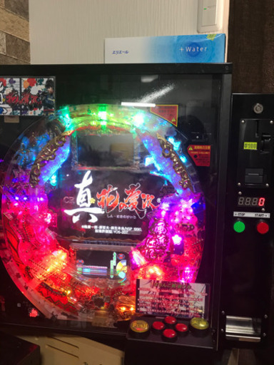 パチンコ、ラウンジやバー、100スロにいかがですか