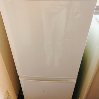 冷蔵庫　SHARP137L  2015年製