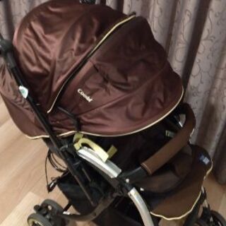 コンビ ベビーカー ネムリエ オート4キャス UE-720