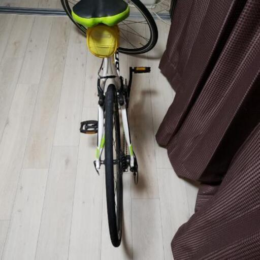 最終値下げです!クロスバイク cannondale QUICK4 スタンド有 | nort.swiss