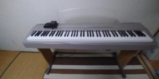 [取引中]YAMAHA電子ピアノＰ-60譲ります
