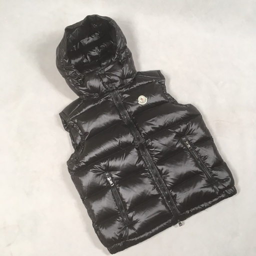 正規品　Moncler（モンクレール）ダウンベスト　サイズ２