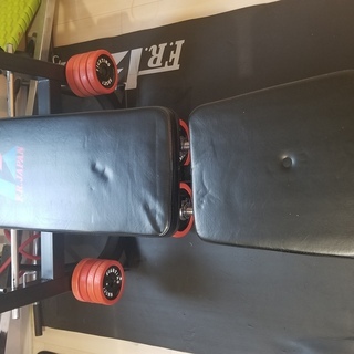 ベンチ、ダンベル、バーベル、ケーブルプルダウン、プレート合計90kg